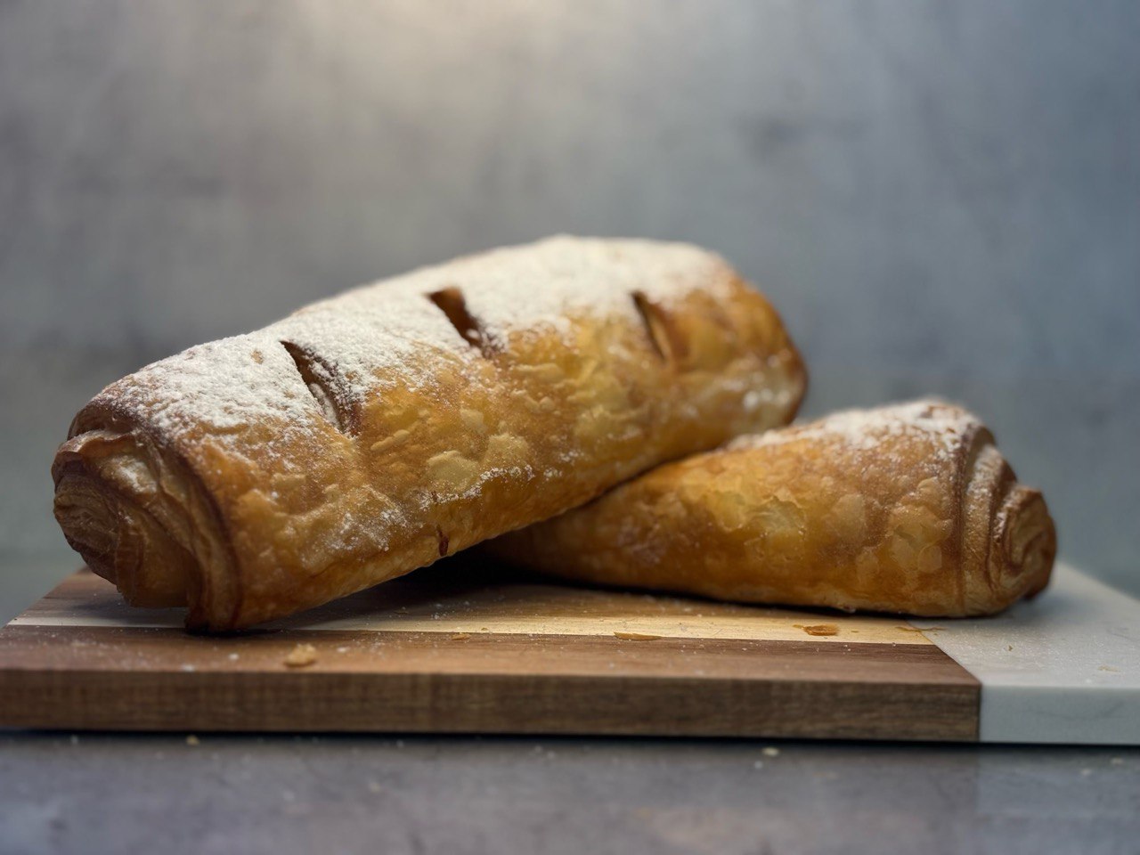 Croissant with Vanilla Cream / Кроасан с бял крем